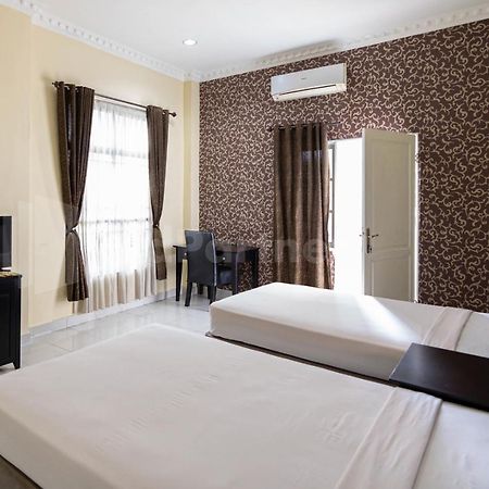 Carolina Transit Otel Medan Dış mekan fotoğraf