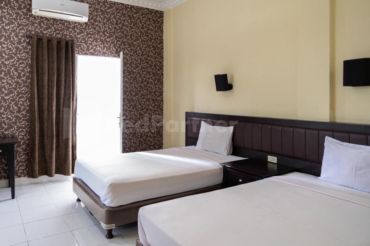 Carolina Transit Otel Medan Dış mekan fotoğraf