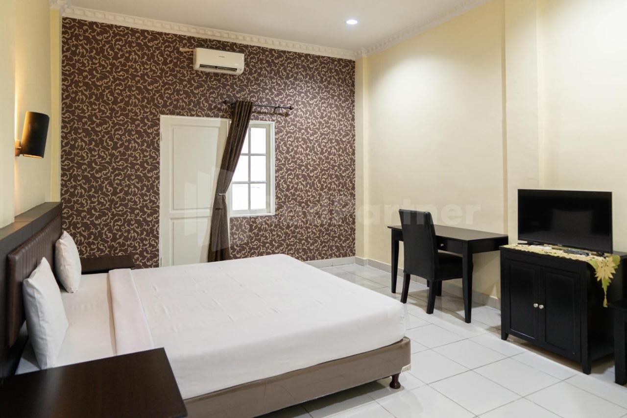 Carolina Transit Otel Medan Dış mekan fotoğraf
