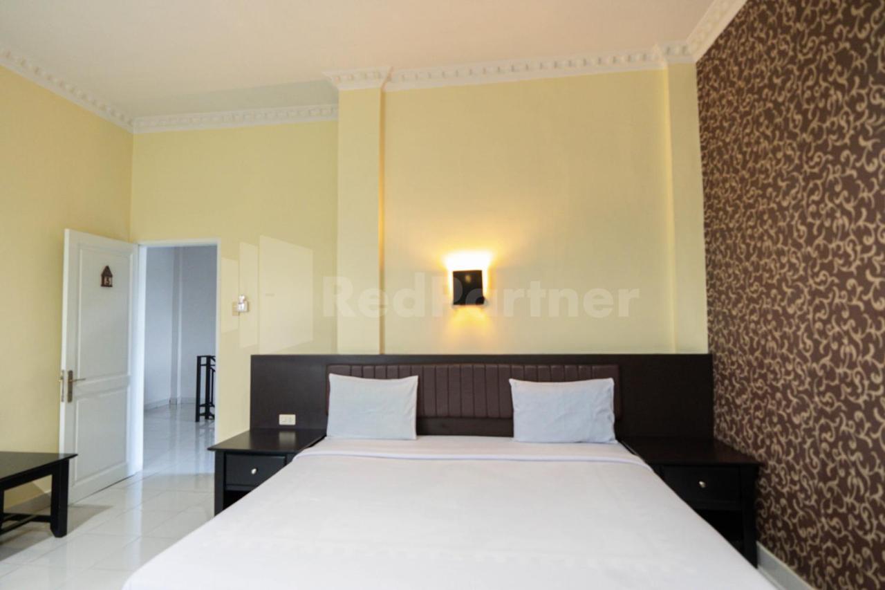 Carolina Transit Otel Medan Dış mekan fotoğraf
