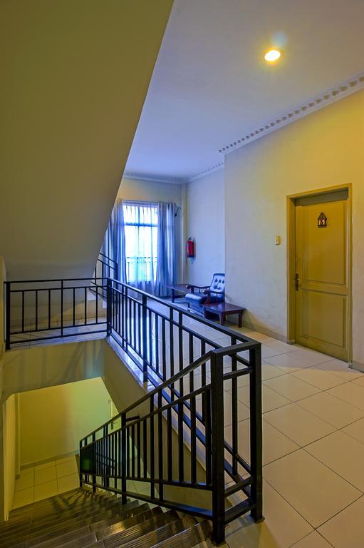 Carolina Transit Otel Medan Dış mekan fotoğraf