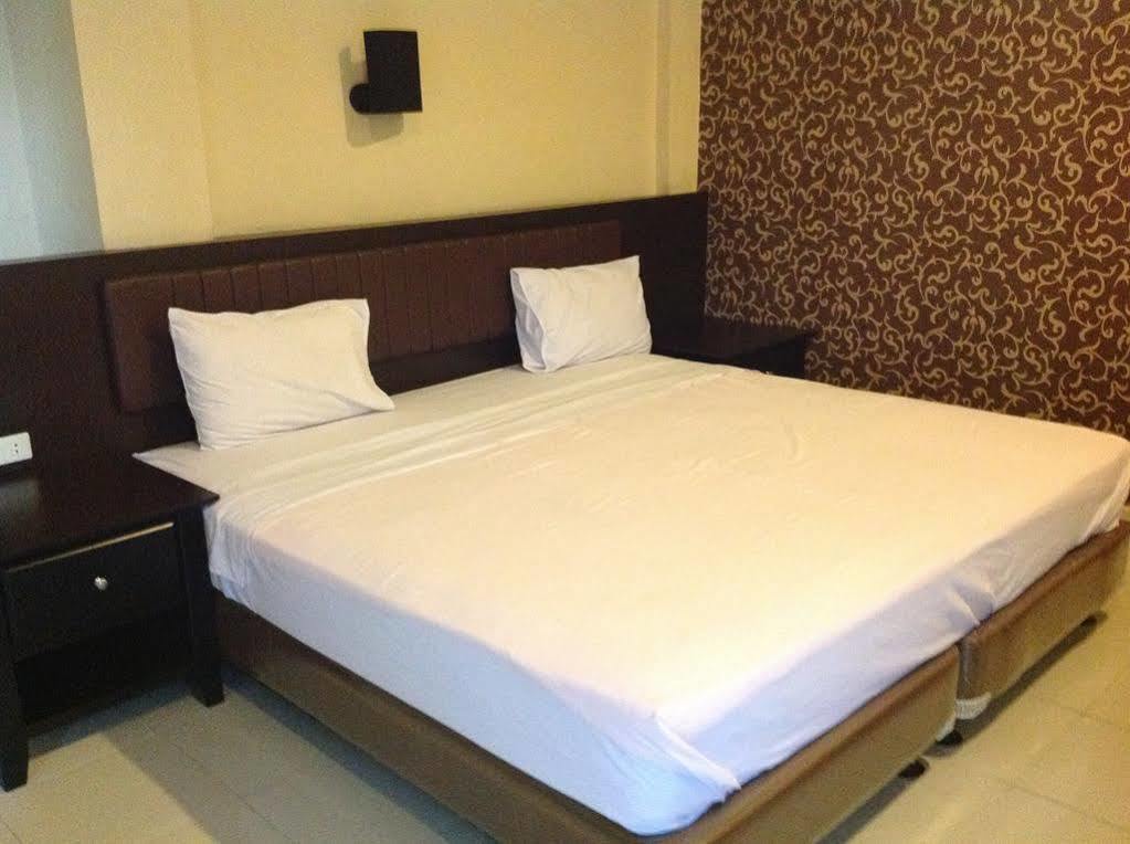 Carolina Transit Otel Medan Dış mekan fotoğraf