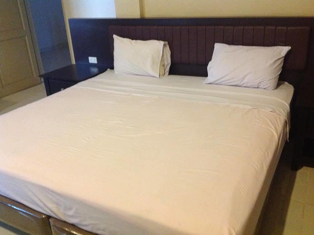 Carolina Transit Otel Medan Dış mekan fotoğraf