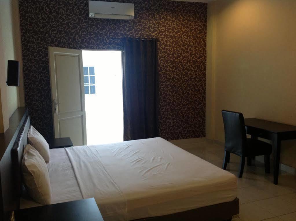 Carolina Transit Otel Medan Dış mekan fotoğraf